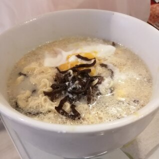 濃厚クリーム豚骨ラーメン